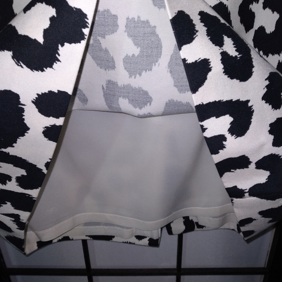 20A. Ann Taylor LOFT Cheetah Print Skirt - Picture 6 of 12